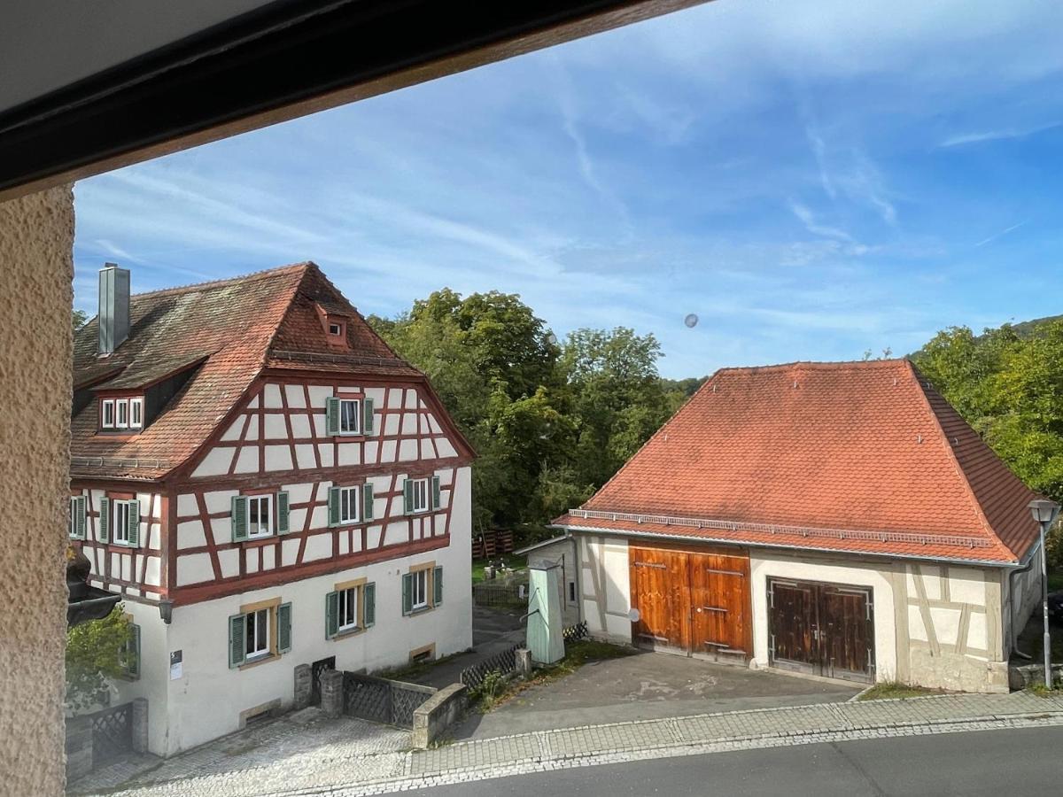 Zur Glashuette Landpension Fabrikschleichach Luaran gambar